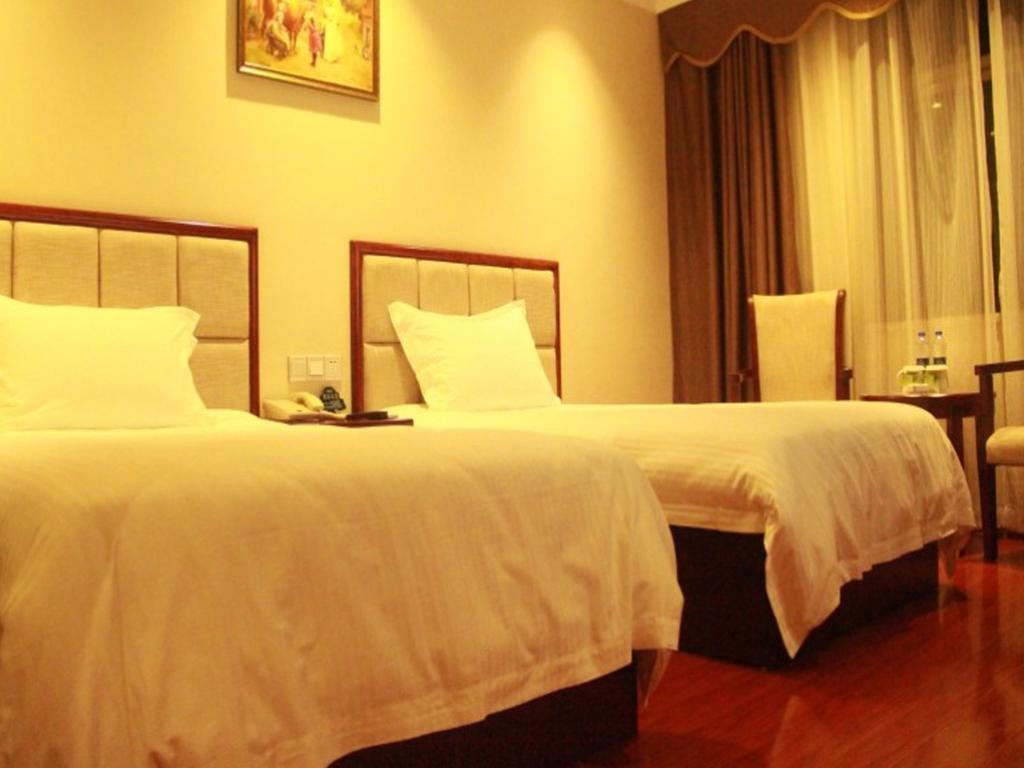 Greentree Inn Guangzhou Panyu Chimelong Happy World Business Hotel Buitenkant foto