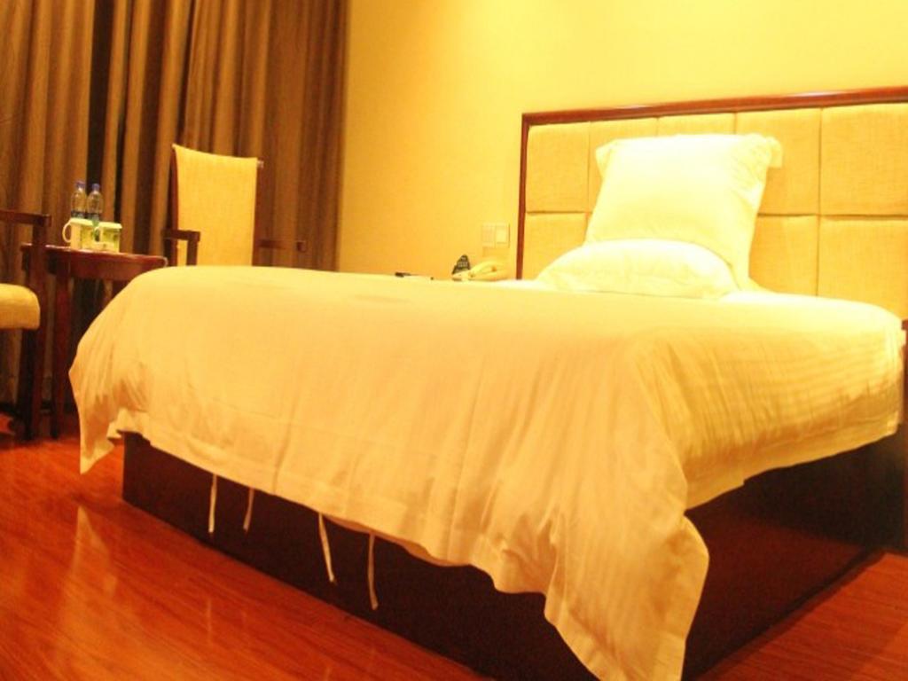 Greentree Inn Guangzhou Panyu Chimelong Happy World Business Hotel Buitenkant foto