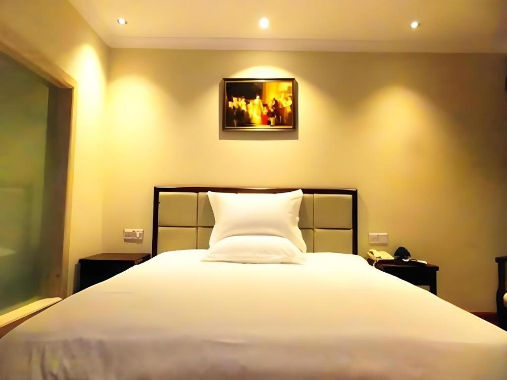 Greentree Inn Guangzhou Panyu Chimelong Happy World Business Hotel Buitenkant foto