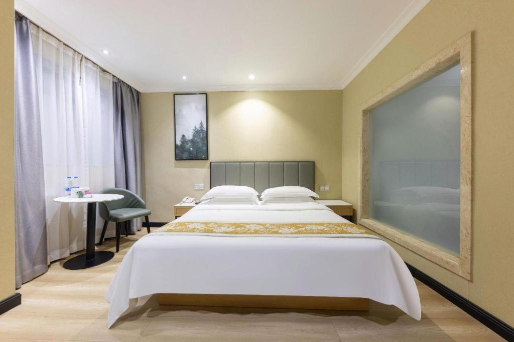 Greentree Inn Guangzhou Panyu Chimelong Happy World Business Hotel Buitenkant foto