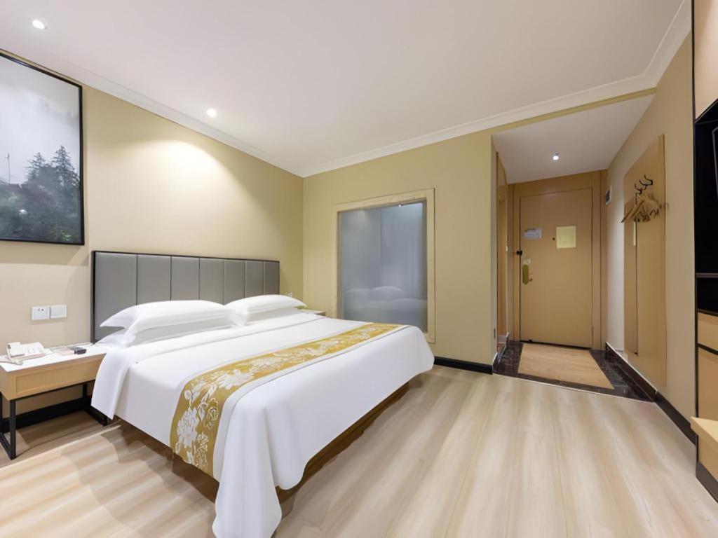 Greentree Inn Guangzhou Panyu Chimelong Happy World Business Hotel Buitenkant foto
