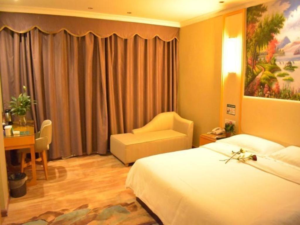 Greentree Inn Guangzhou Panyu Chimelong Happy World Business Hotel Buitenkant foto